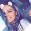 Sydney Wright - @sydlauren1027 - Poshmark